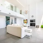 New Modern Elviria, Mairena Pool Bbq&views ماربيا