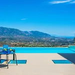 New Modern Elviria, Mairena Pool Bbq&views ヴィラ マルベーリャ