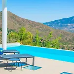 New Modern Elviria, Mairena Pool Bbq&views *