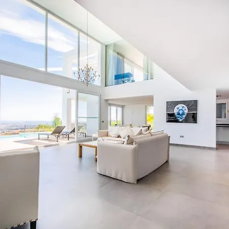 New Modern Elviria, Mairena Pool Bbq&views