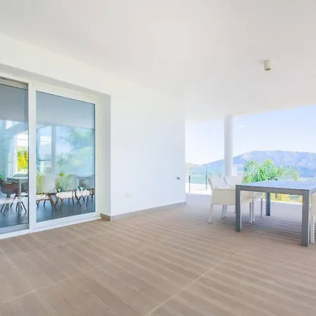 New Modern Elviria, Mairena Pool Bbq&views * 마르베야