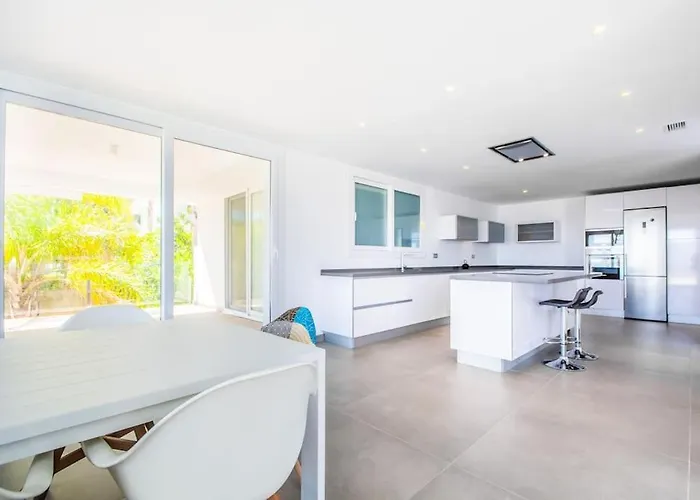New Modern Elviria, Mairena Pool Bbq&views * マルベーリャ
