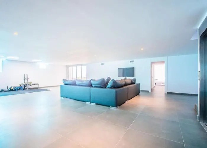 빌라 New Modern Elviria, Mairena Pool Bbq&views *