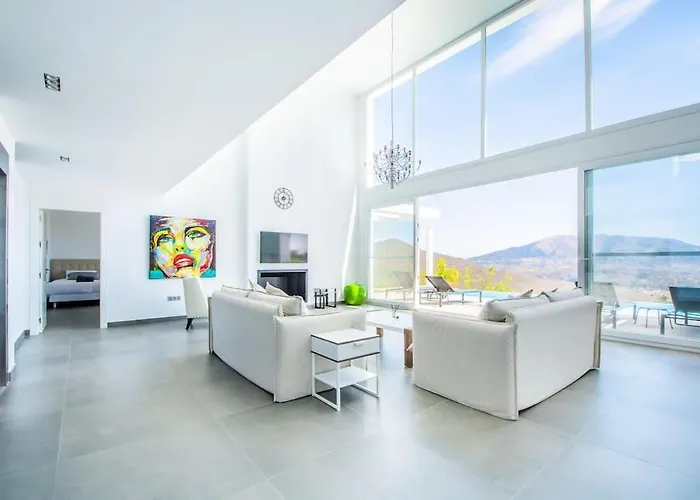 New Modern Elviria, Mairena Pool Bbq&views Marbella