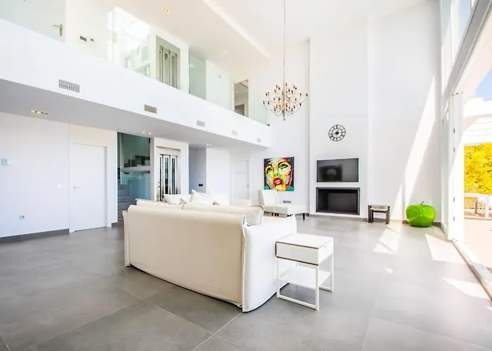 New Modern Elviria, Mairena Pool Bbq&views Marbella